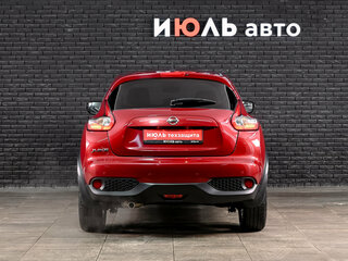 2018 Nissan Juke I Рестайлинг, красный, 1890000 рублей, вид 5
