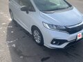 2019 Honda Fit III Рестайлинг, белый, 1275000 рублей - вид 3