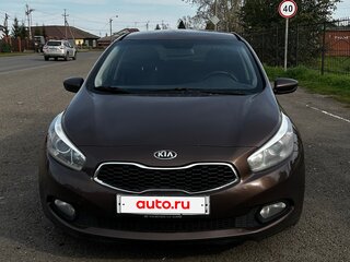 2013 Kia Ceed II, коричневый, 890000 рублей, вид 2