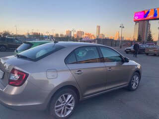 2018 Skoda Rapid I Рестайлинг, бежевый, 1500000 рублей, вид 2
