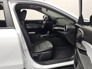 2023 Chevrolet Trax II, белый, 1745000 рублей, вид 5