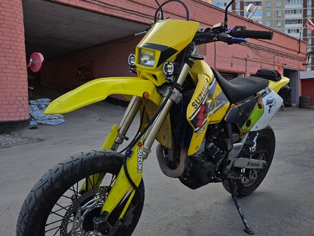 2005 Suzuki DR-Z 400 SM, жёлтый, 300000 рублей, вид 1