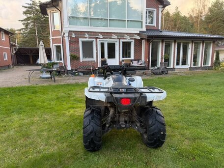 2010 Yamaha Grizzly 700, белый, 620000 рублей, вид 2