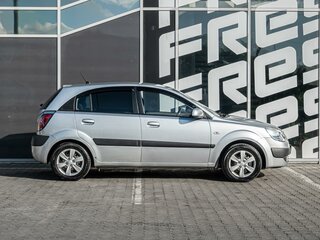 2007 Kia Rio II, серебристый, 555000 рублей, вид 5