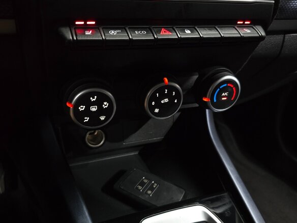 2022 Renault Samsung XM3, белый, 1474000 рублей - вид 17