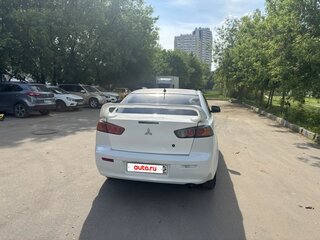 2010 Mitsubishi Lancer X, белый, 500000 рублей, вид 4
