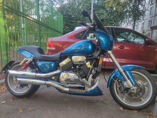 Honda Magna