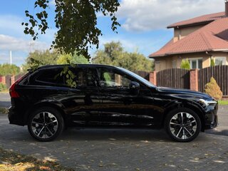 2025 Volvo XC60 II Рестайлинг 2, чёрный, 5750000 рублей, вид 5