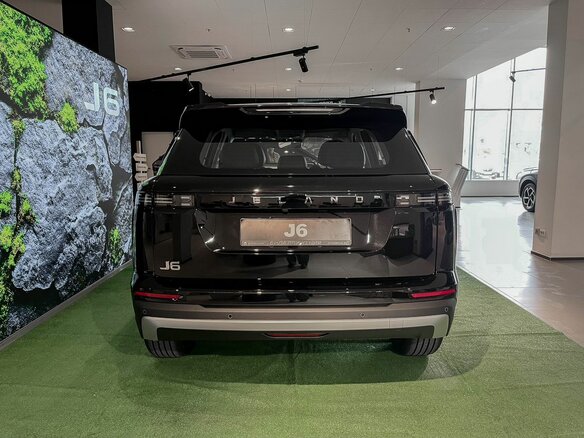 2026 Jeland J6, чёрный, 2549000 рублей - вид 7