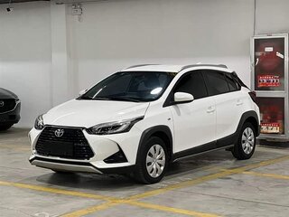 2022 Toyota Yaris L XP150 Рестайлинг, белый, 1389000 рублей, вид 1