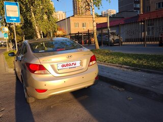 2014 Hyundai Solaris I, бежевый, 950000 рублей, вид 5