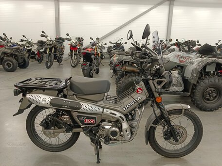2023 Honda Super Cub, серый, 540000 рублей, вид 2