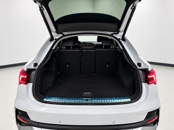 2023 Audi Q3 Sportback 35 TFSI MHEV II (F3), белый, 3230000 рублей - вид 7