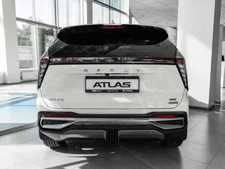 2026 Geely Atlas II, белый, 4119990 рублей, вид 2