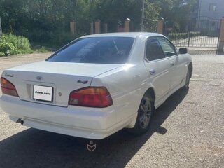 1998 Nissan Laurel VIII (C35), белый, 510000 рублей, вид 4