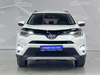 2017 Toyota RAV4 IV (XA40) Рестайлинг, белый, 2460000 рублей, вид 3