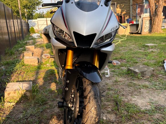 2020 Yamaha YZF-R3, серый, 560000 рублей