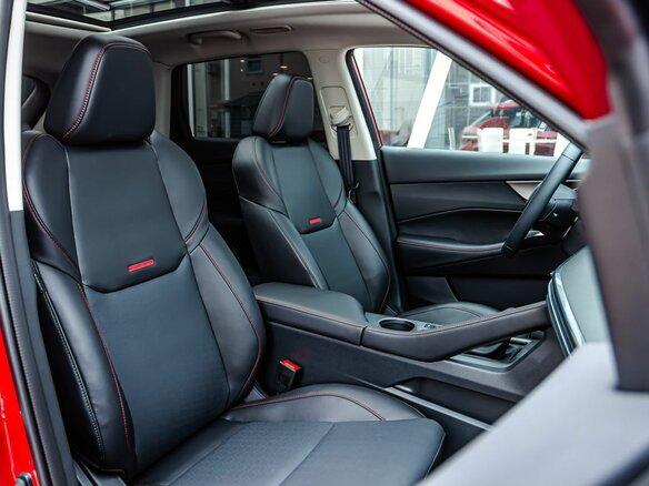 2024 Changan CS35 Plus I Рестайлинг, красный - вид 12
