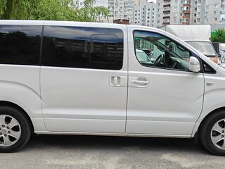 2019 Hyundai Grand Starex I Рестайлинг 2, белый, 2990000 рублей, вид 3