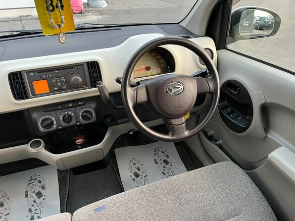 2014 Daihatsu Boon II, белый, 699000 рублей - вид 17