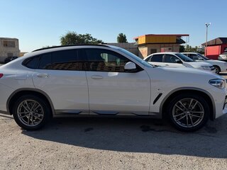 2020 BMW X4 20i II (G02), белый, 4500000 рублей, вид 2
