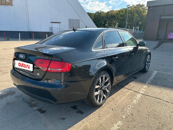 2010 Audi A4 IV (B8), чёрный, 920000 рублей - вид 3