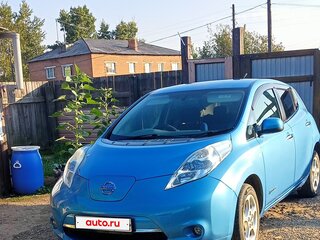 2011 Nissan Leaf (EM61) I (ZE0/AZE0), голубой, 580000 рублей, вид 1