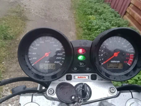 2004 Suzuki Bandit GSF 600, серебристый, 350000 рублей, вид 4