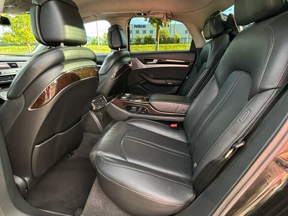 2010 Audi A8 III (D4), чёрный, 1600000 рублей - вид 10