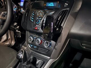 2011 Ford Focus III, серебристый, 580000 рублей, вид 5