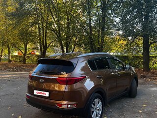 2017 Kia Sportage IV, коричневый, 1740000 рублей, вид 3