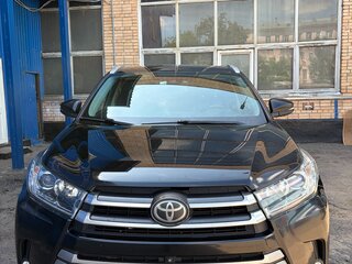 2017 Toyota Highlander III (XU50) Рестайлинг, чёрный, 2550000 рублей, вид 1