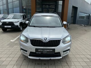 2014 Skoda Yeti I Рестайлинг, серебристый, 950000 рублей, вид 2