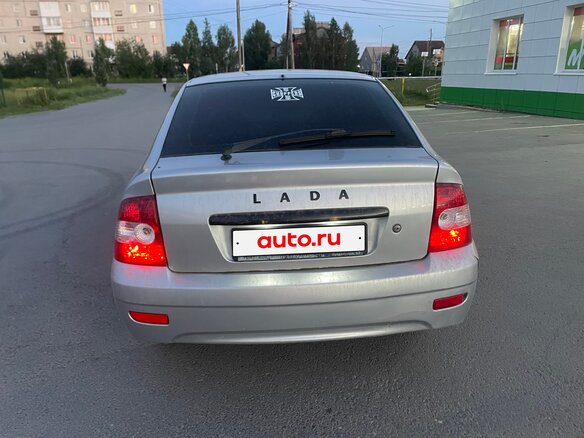 2011 Lada (ВАЗ) Priora I, серый, 220000 рублей - вид 5