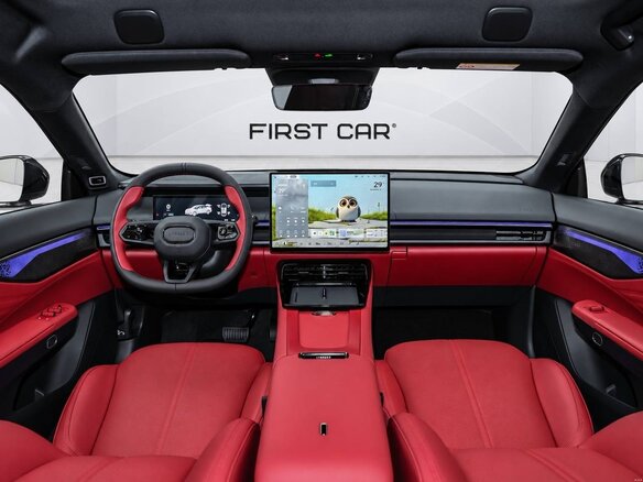 2026 Lynk & Co 07 GT I Рестайлинг, зелёный, 4490000 рублей - вид 11