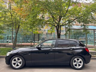 2012 BMW 1 серии 118i II (F20/F21), чёрный, 1285000 рублей, вид 3