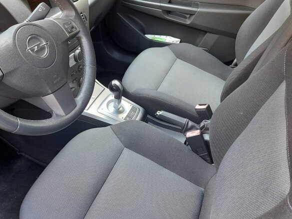 2005 Opel Astra H, серебристый, 400000 рублей - вид 3