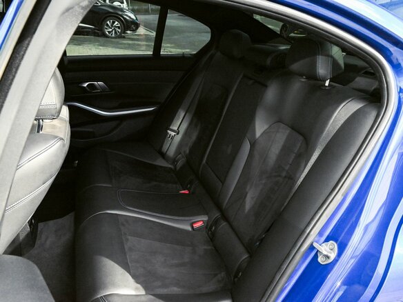 2019 BMW 3 серии 330i VII (G2x), синий, 3380000 рублей - вид 16