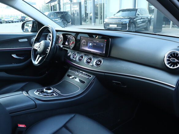 2019 Mercedes-Benz E-Класс 200 V (W213, S213, C238), чёрный - вид 8