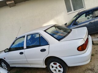 1993 Mitsubishi Lancer VI, белый, 180000 рублей, вид 3