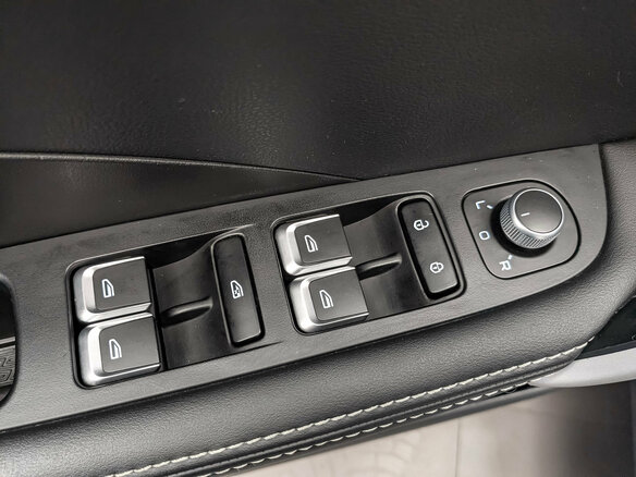 2023 Geely Coolray I, белый - вид 24