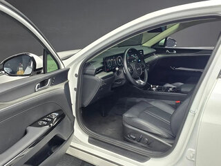 2024 Kia K5 III Рестайлинг, белый, 2545000 рублей, вид 5