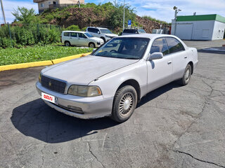 1992 Toyota Crown Majesta I (S140), белый, 280000 рублей, вид 5