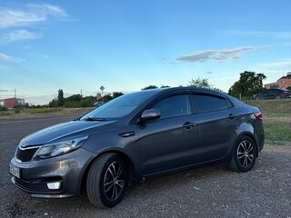 2015 Kia Rio 6-speed III, серый, 1290000 рублей, вид 5
