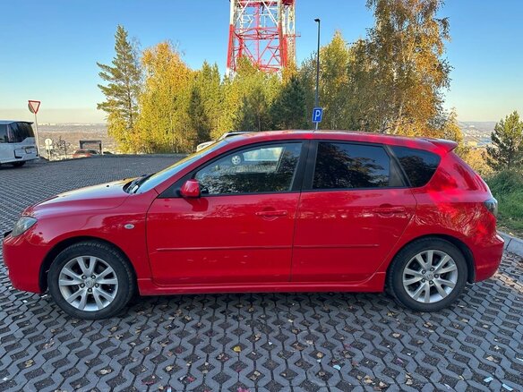 2005 Mazda 3 I (BK), красный, 565000 рублей - вид 8