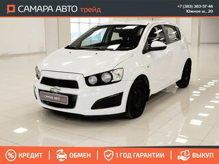 2012 Chevrolet Aveo II, белый, 549000 рублей, вид 1