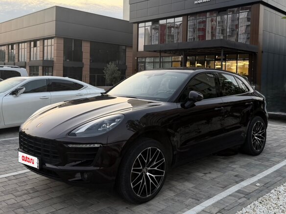 2017 Porsche Macan I, коричневый, 4490000 рублей - вид 1