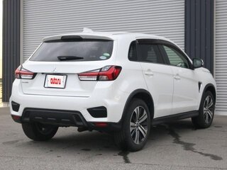 2019 Mitsubishi RVR III Рестайлинг 3, белый, 1420000 рублей, вид 4