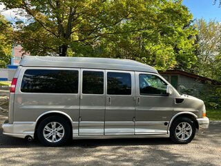2008 GMC Savana I Рестайлинг, бежевый, 2000000 рублей, вид 5