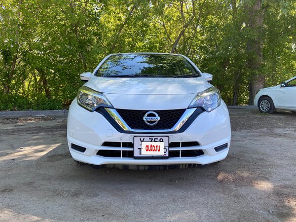 2018 Nissan Note II Рестайлинг, белый, 950000 рублей